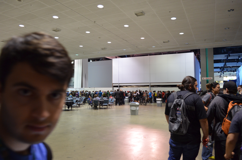 Waiting at the back of the line for Breath of the Wild (when the attendant at the end noticed I was press she led me to the front. Well alright)